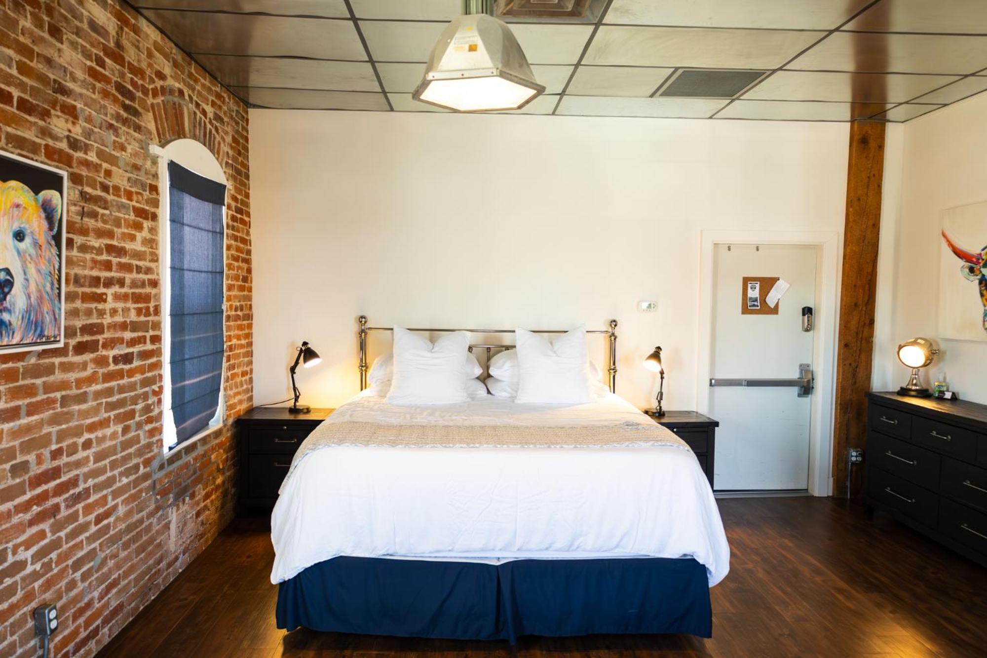 Lander Millhouse Hotel Ngoại thất bức ảnh